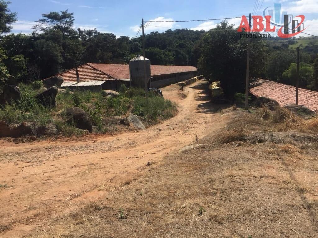 Fazenda/Sítios/Chácaras em Lindóia - Centro