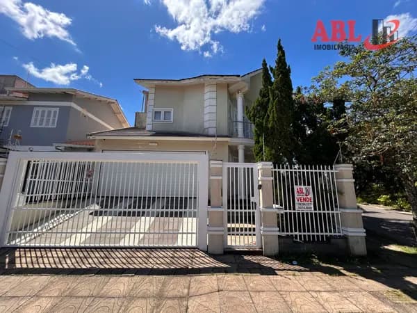 Casa à venda no bairro Vale do Sol Parque da Matriz - Cachoeirinha/RS