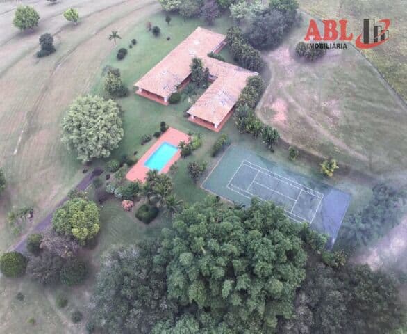 Fazenda/Sítios/Chácaras em Pirassununga - Centro