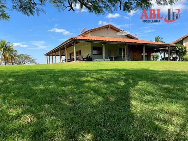 Fazenda/Sítios/Chácaras em Serranópolis - Centro