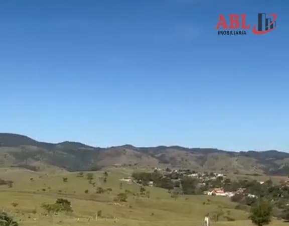 Fazenda/Sítios/Chácaras em Caçapava - Centro
