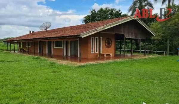 Fazenda/Sítios/Chácaras em Presidente Alves - Centro (São Luiz do Guaricanga)