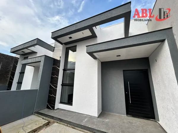 Casa 03 dormitórios com suite e lareia à venda no bairro Vila Vista Alegre - Cachoeirinha/RS