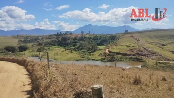 Fazenda/Sítios/Chácaras em Lorena - Centro