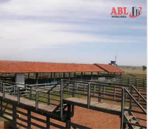 Fazenda/Sítios/Chácaras em Ourinhos - Centro