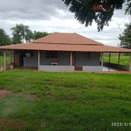 Fazenda em Centro Santa Vitória-MG