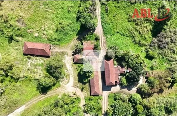 Fazenda/Sítios/Chácaras em Miracatu - Centro