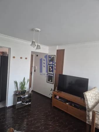 Vende - se apartamento no Condomínio São Cristóvão