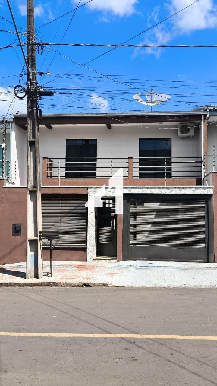 Casa Sobrado em Jardim Apucarana, Apucarana/PR