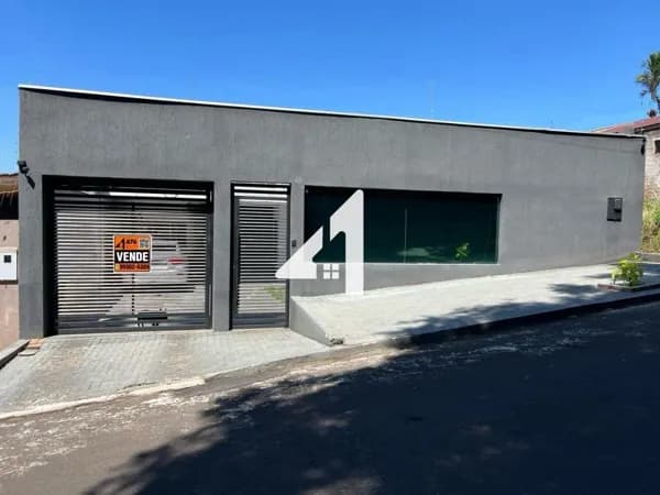 Casa com 3 dormitórios no Loteamento Residencial Miguel Sochacki – Apucarana