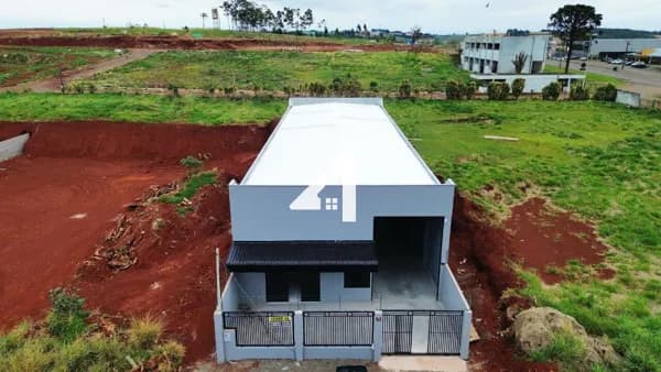 Salão comercial em Loteamento Residencial Veneza, Apucarana/PR