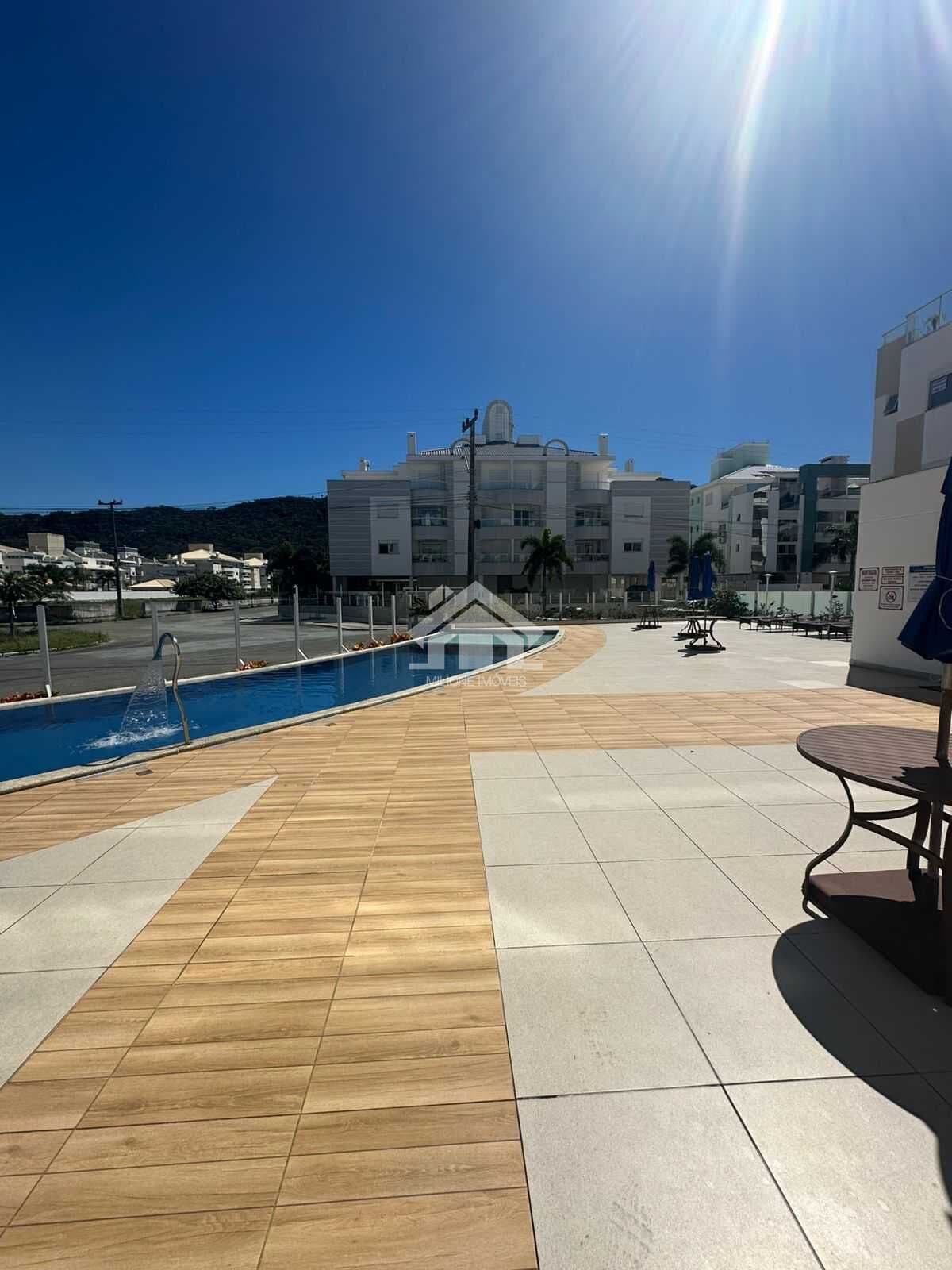 Apartamento no bairro Ingleses Norte em Florianópolis-SC