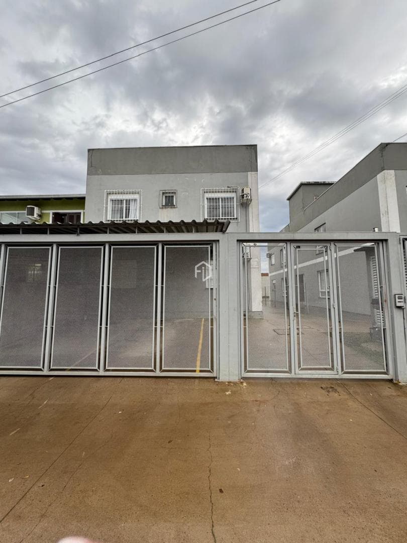 Apartamento semimobiliado MCMV