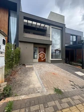 Casa à venda no bairro Jansen em Gravataí/RS