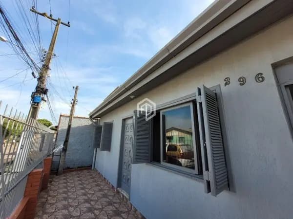 Casa à venda no bairro Barnabé em Gravataí/RS