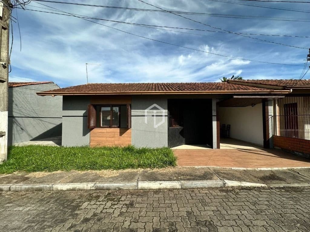 Casa semi mobiliada de 75m² no bairro Parque dos Anjos em Gravataí/RS