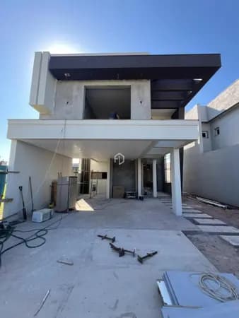 SOBRADO A VENDA COM 3 SUÍTES EM CODOMÍNIO FECHADO EM GRAVATAÍ