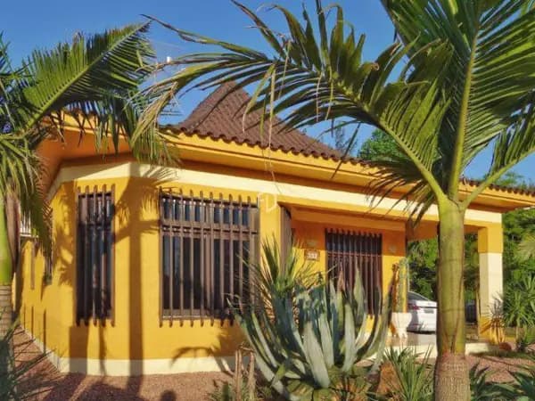CASA TÉRREA COM 3 DORMITÓRIOS EM GRAVATAÍ