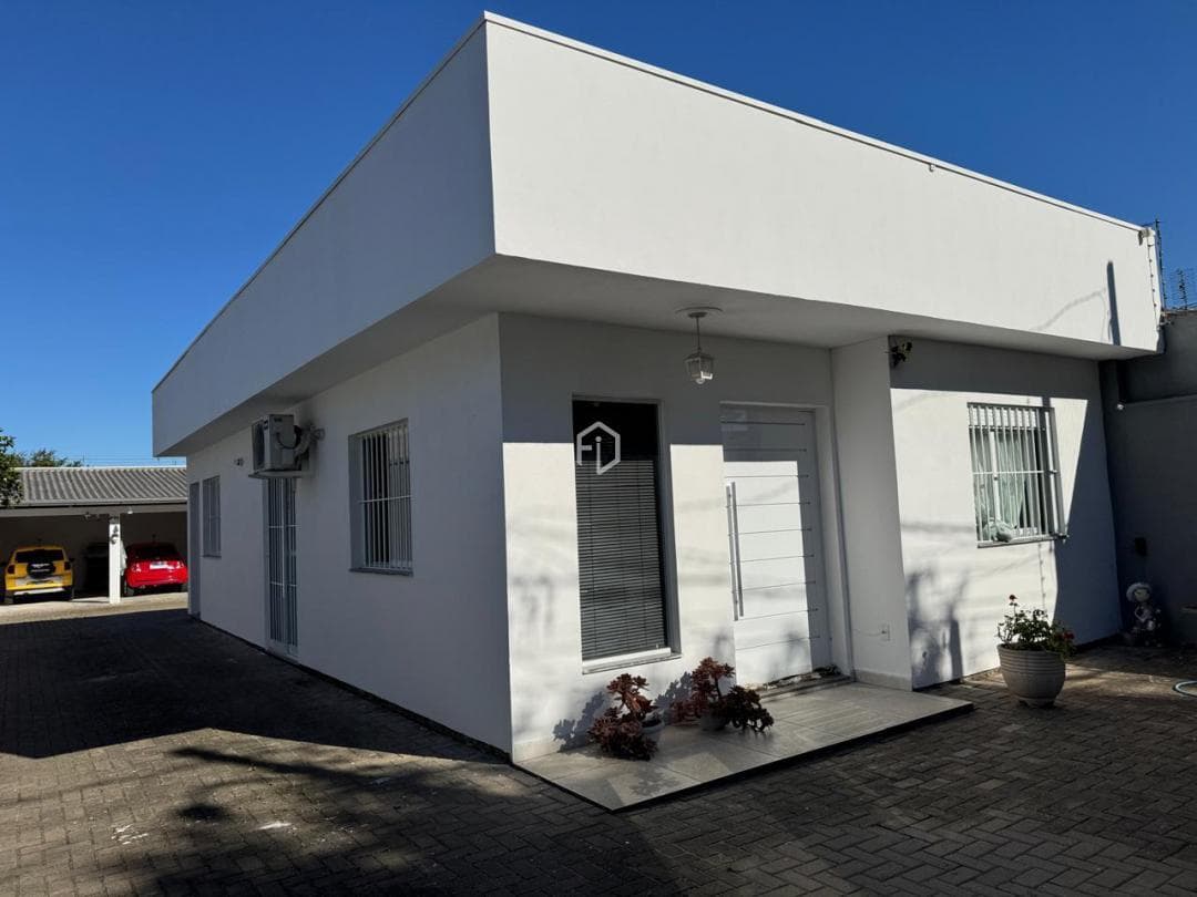CASA TÉRREA COM 2 DORMITÓRIOS EM GRAVATAÍ, BAIRRO CRUZEIRO