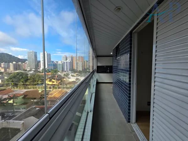Apartamento no Canto do Forte em Praia Grande com 2 Dormitórios