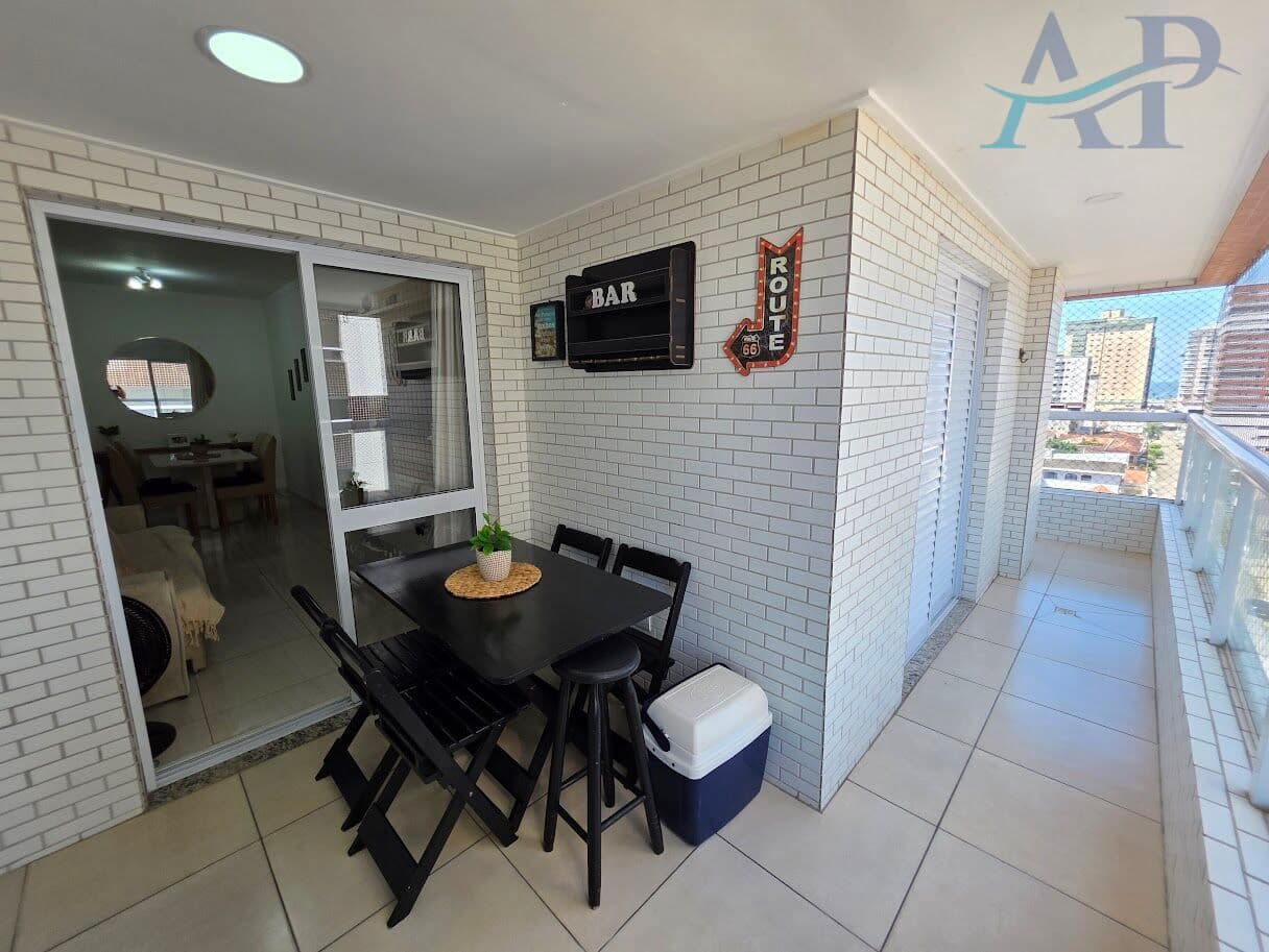 Apartamento na Guilhermina em Praia Grande com 2 Dormitórios