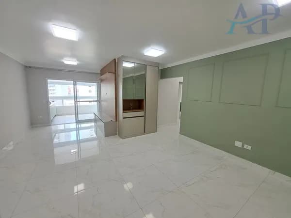Apartamento na Guilhermina em Praia Grande com 3 Dormitórios
