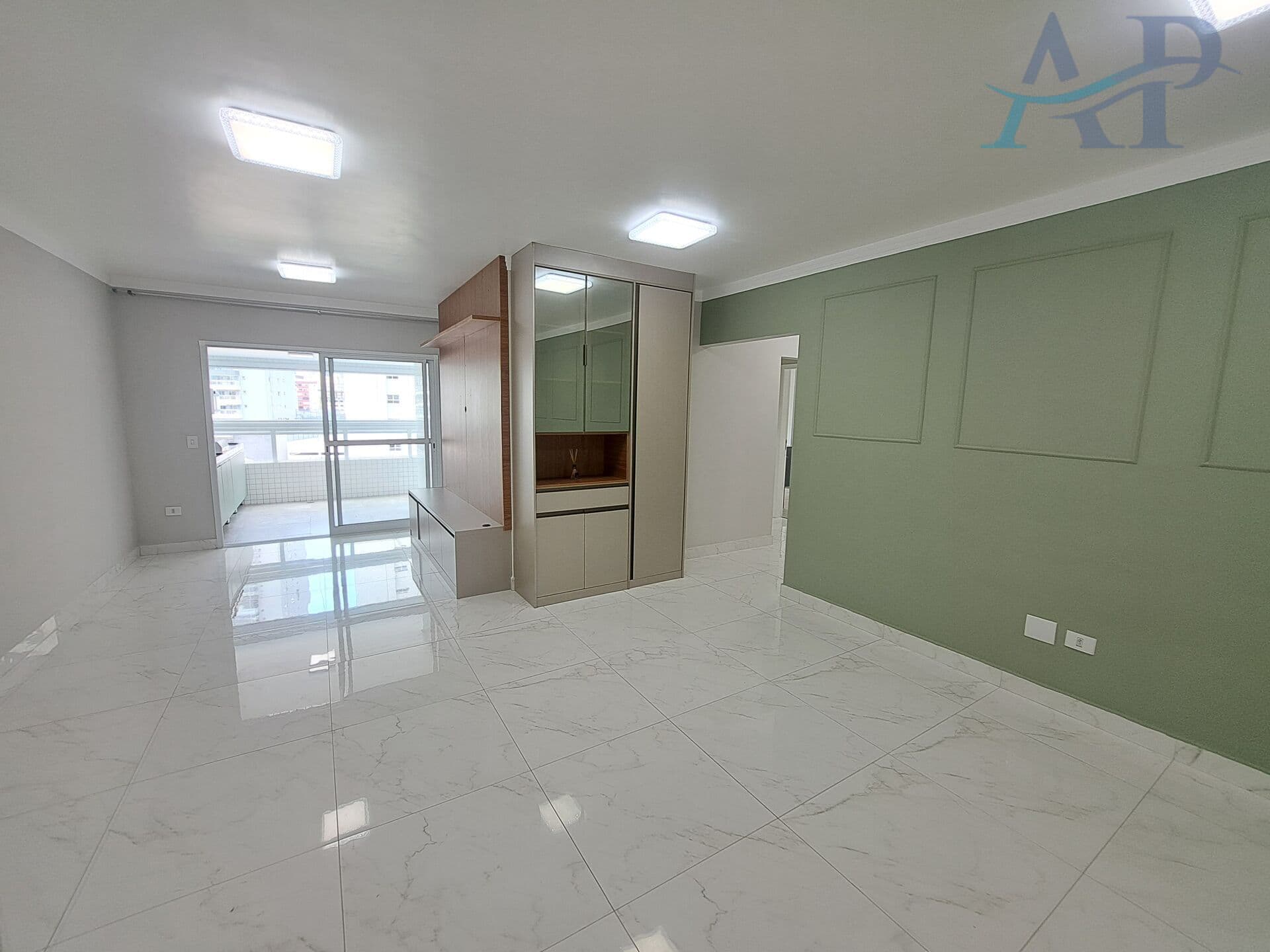 Apartamento na Guilhermina em Praia Grande com 3 Dormitórios