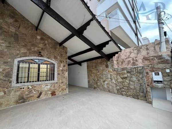 Casa Térrea na Tupi em Praia Grande com Piscina