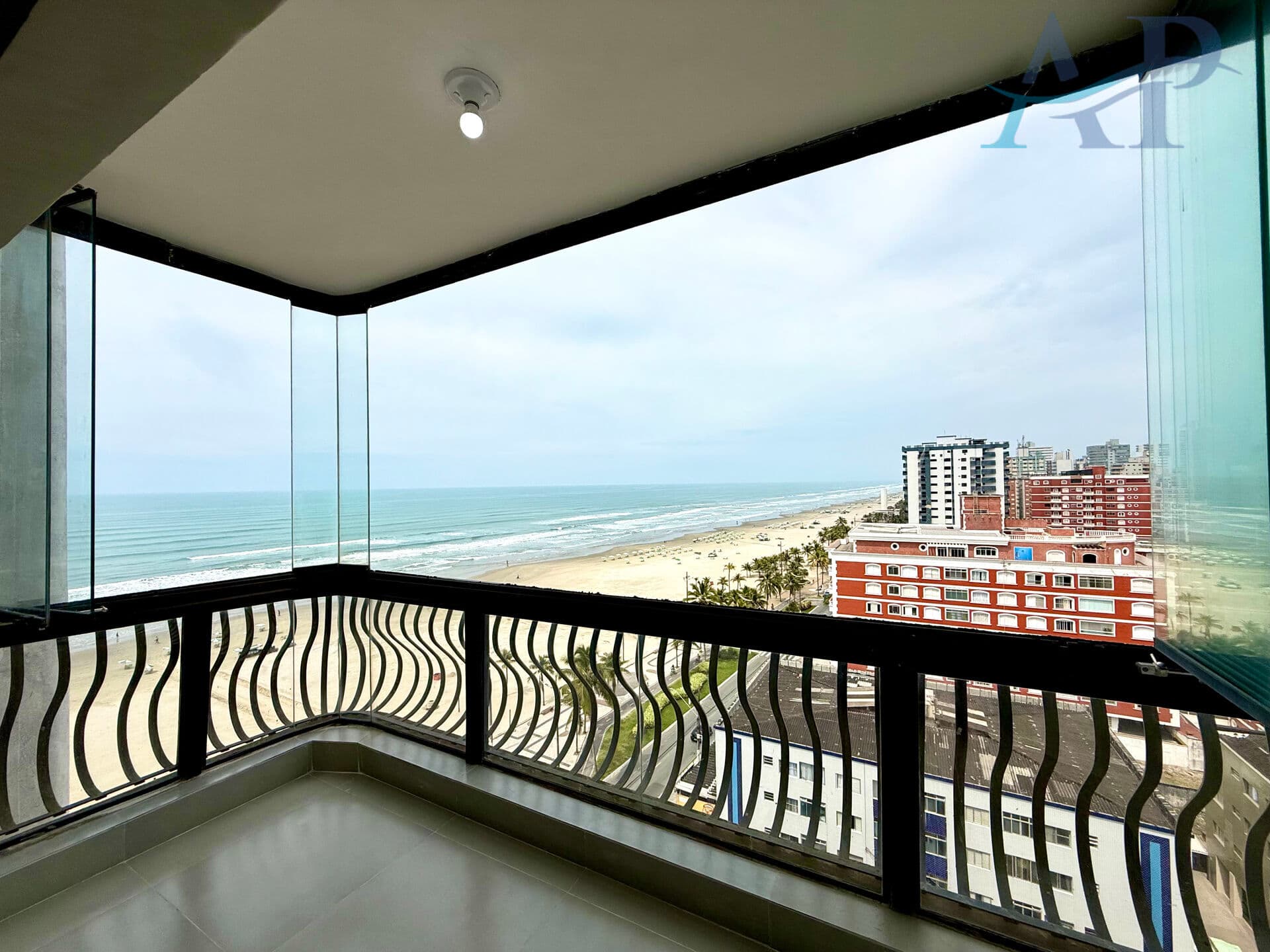 Apartamento com 3 Dormitórios na Tupi em Praia Grande