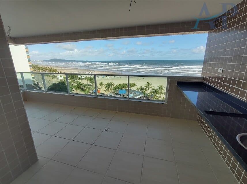 Apartamento Frente Mar com 3 Dormitórios em Praia Grande