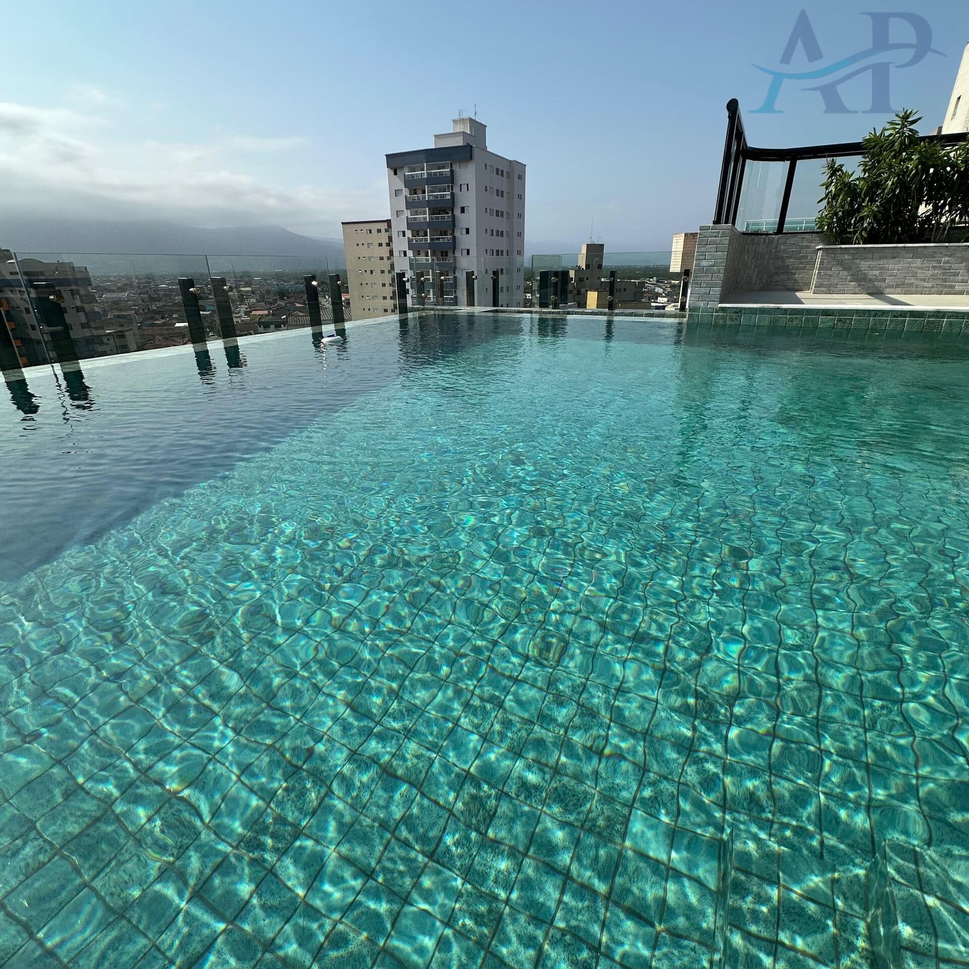 Apartamento em Praia Grande com 2 Quartos na Vila Tupi