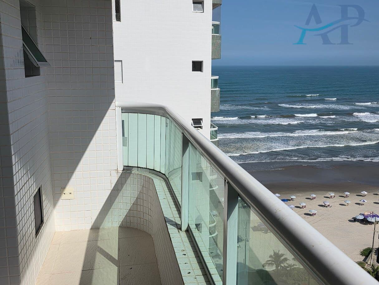 Apartamento à Venda em Praia Grande Prédio Frente Mar