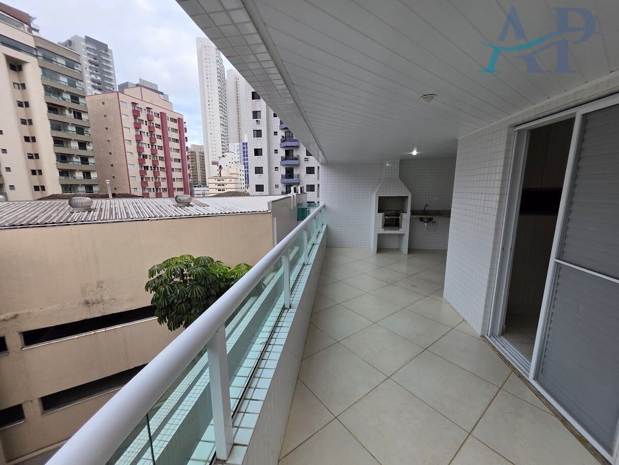 Apartamento à Venda na Guilhermina em Praia Grande/SP