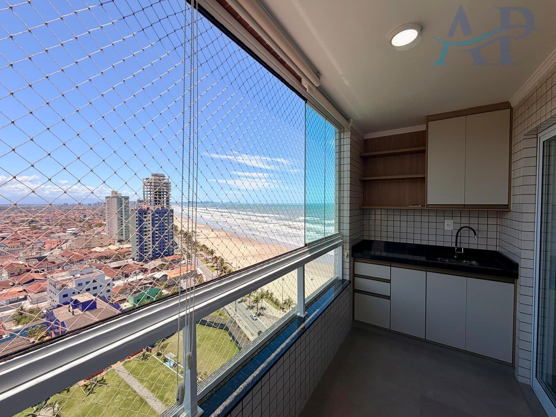 Apartamento em Praia Grande com 1 Dormitório