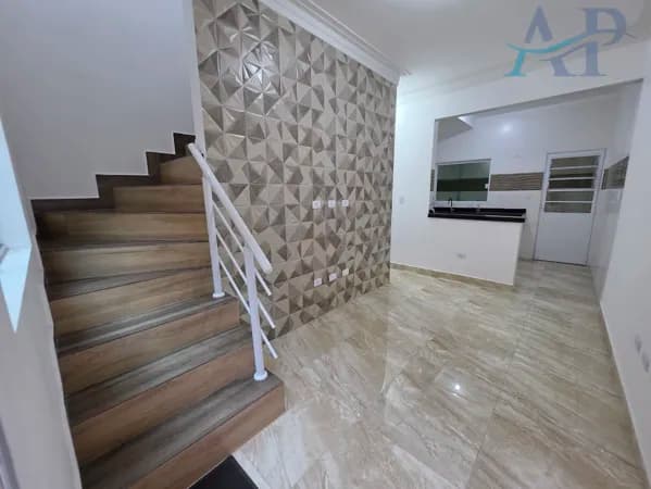 Casa em Condomínio na Guilhermina em Praia Grande/SP