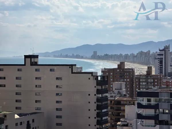 Apartamento no Canto do Forte em Praia Grande com 4 Dormitórios e 3 Vagas