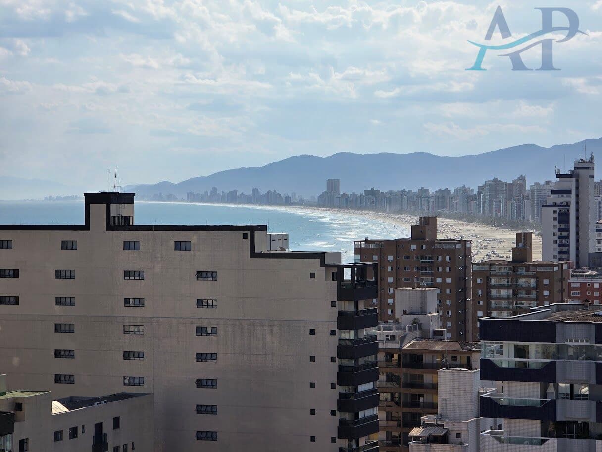 Apartamento no Canto do Forte em Praia Grande com 4 Dormitórios e 3 Vagas