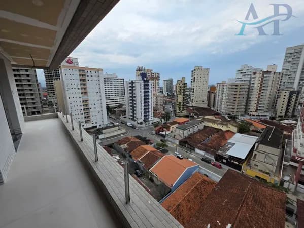 Apartamento em Construção na Guilhermina em Praia Grande
