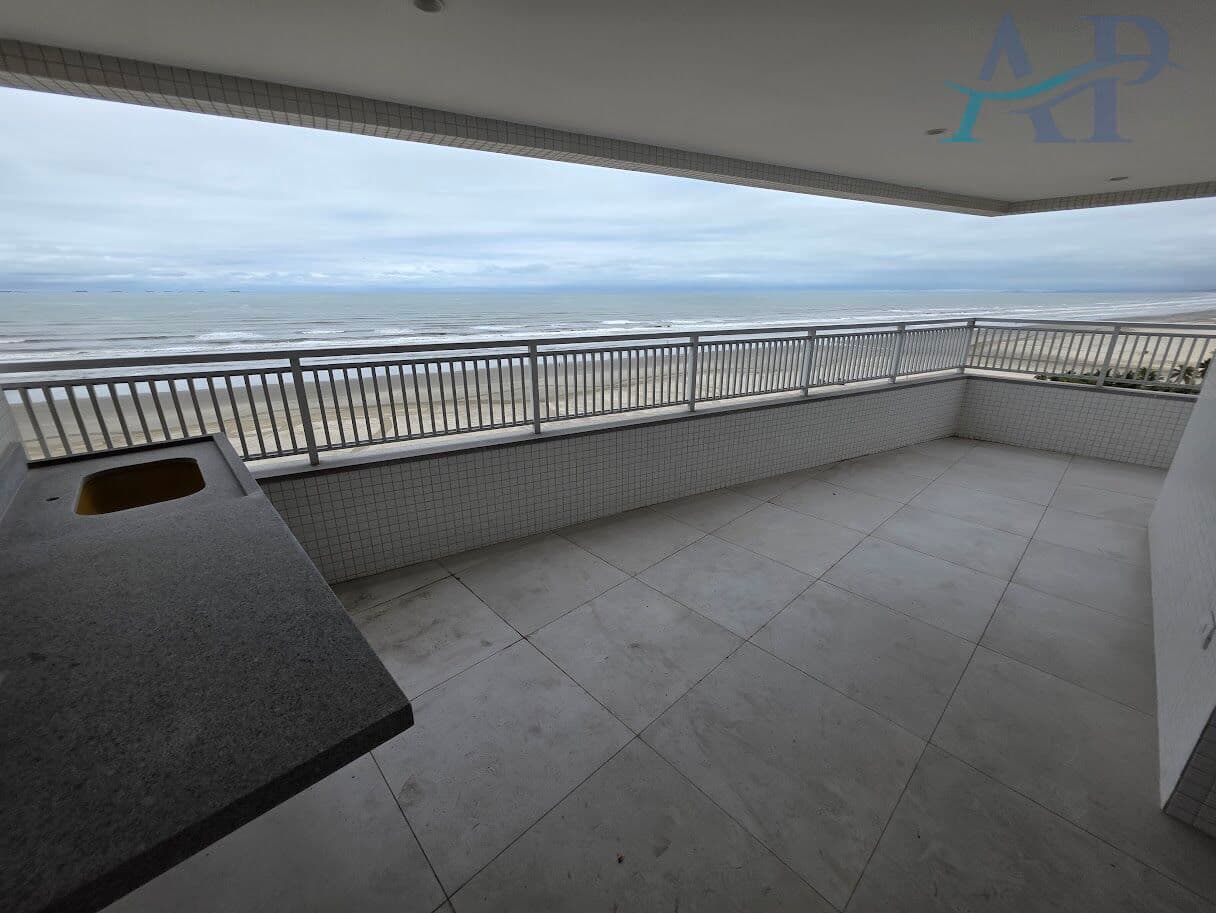 Apartamento em Praia Grande com 2 Dormitórios Frente Mar