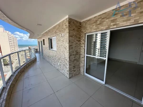 Apartamento com 3 Dormitórios em Praia Grande Próximo à Praia