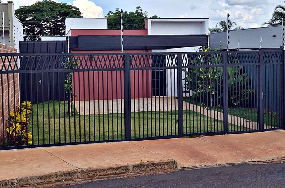 Casa Nova Mobiliada no Jardim Brasil (Vila Xavier), Araraquara/SP