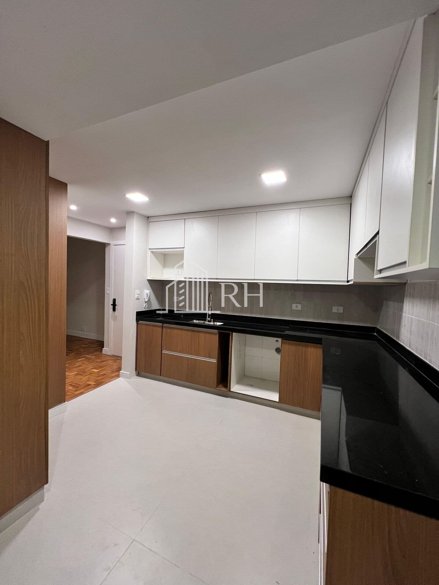 Apartamento em Boqueirão, Santos/SP