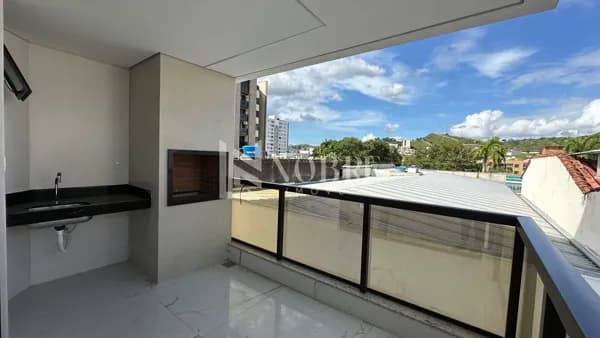 Apartamento com 100 m², 3 Quartos (1 Suíte) e 2 Vagas