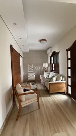 Casa com 209 m², 4 Quartos, Escritório e Cozinha Gourmet