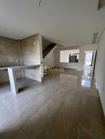 Casa Geminada com Piscina no Residencial Bethânia – Santana do Paraíso