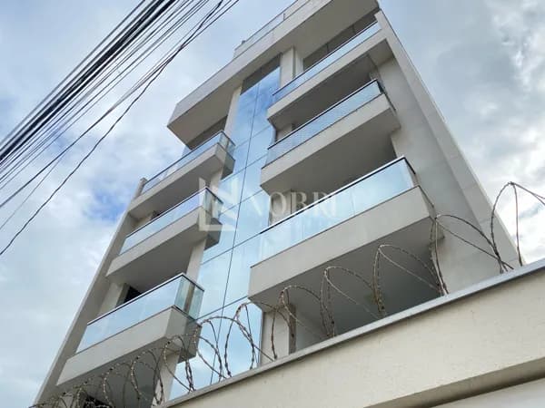 Imóvel com 3 Quartos (1 Suíte), Área Gourmet e 2 Vagas Paralelas