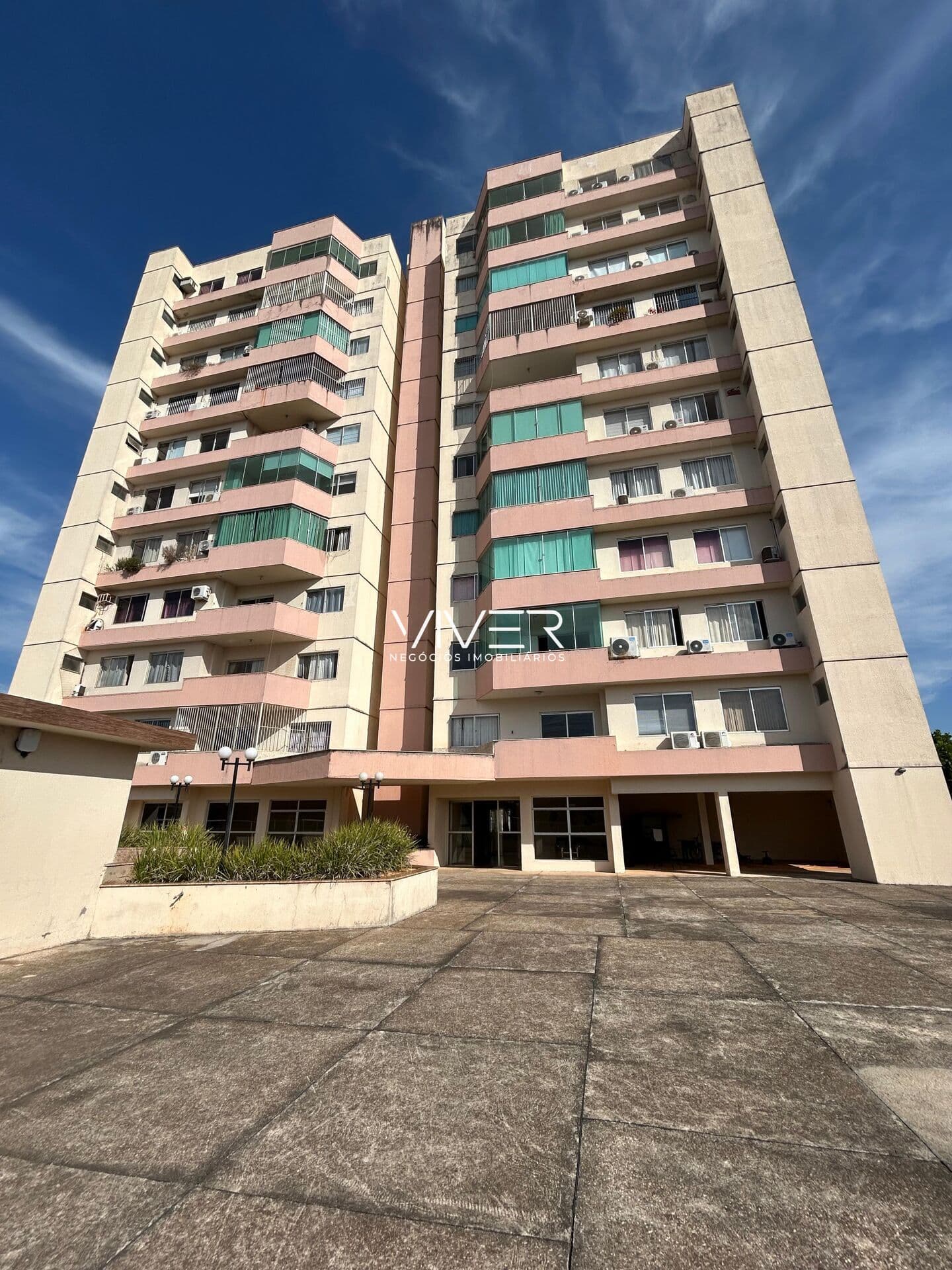Apartamento em Goianésia - Residencial Bougainville