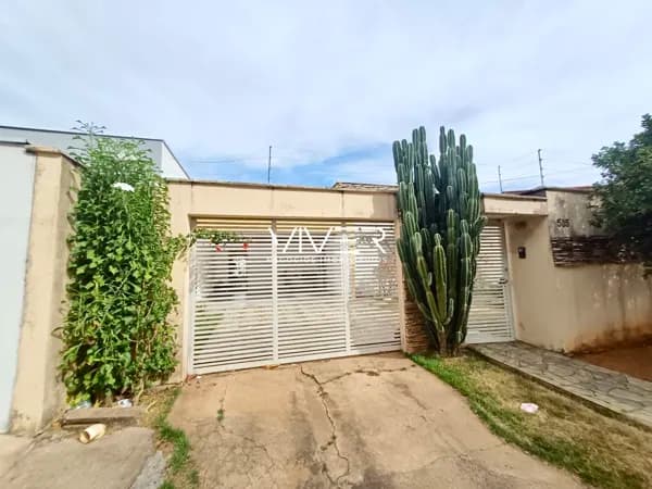 Casa em Goianésia - Setor Negrinho Carrilho