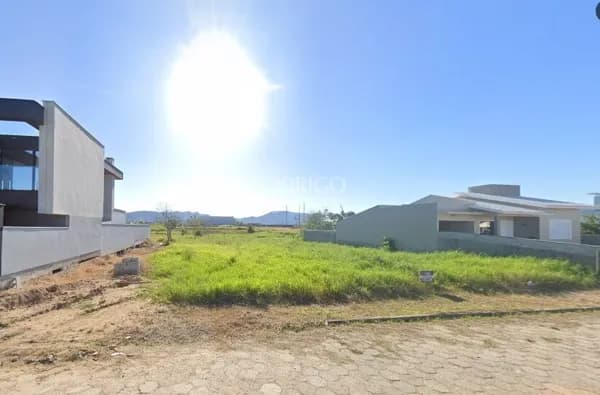 Terreno plano de 390 m² à venda no Humaitá, Tubarão — pronto para construir
