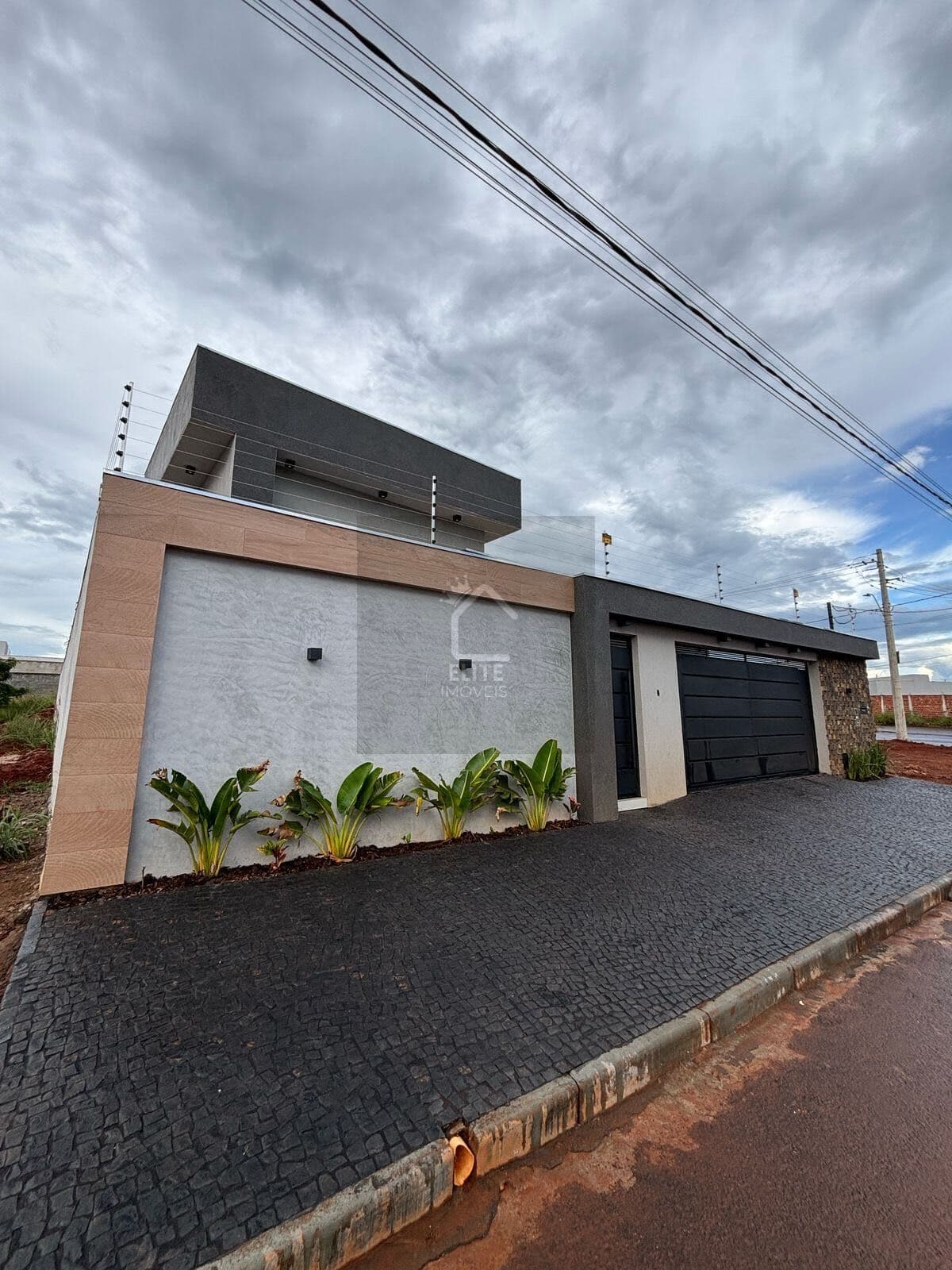 Casa Alto Padrão em Residencial Vida Nova, Anápolis/GO